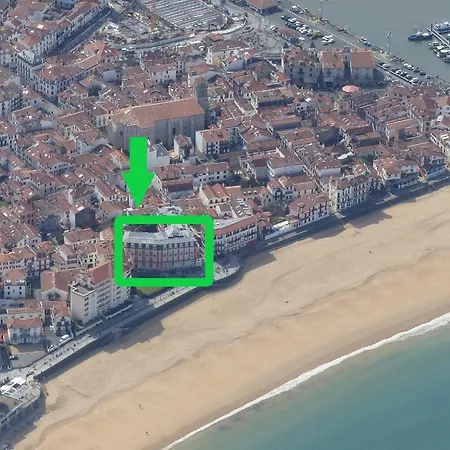 Apartment Pied De